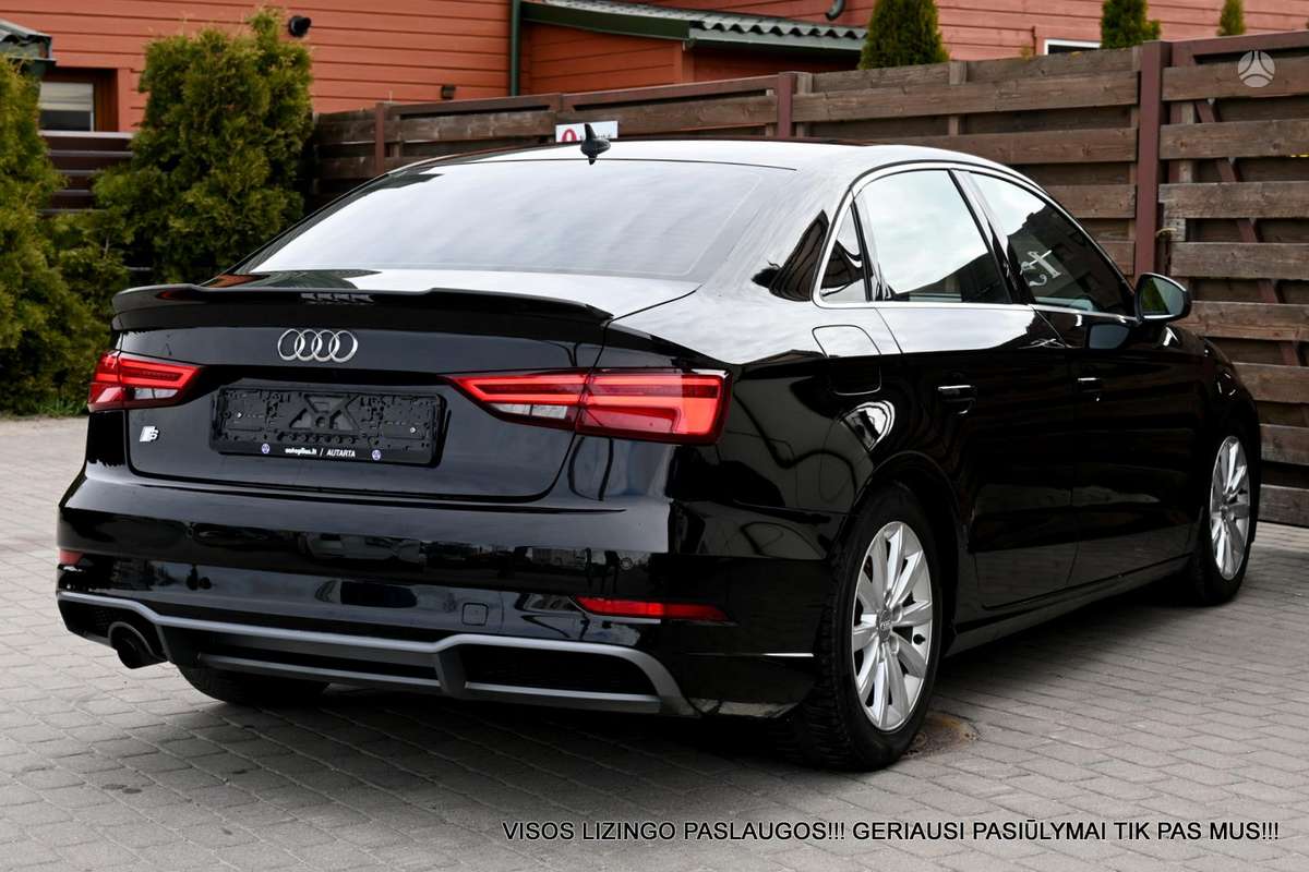 Audi A3, 1.6 l., Седан