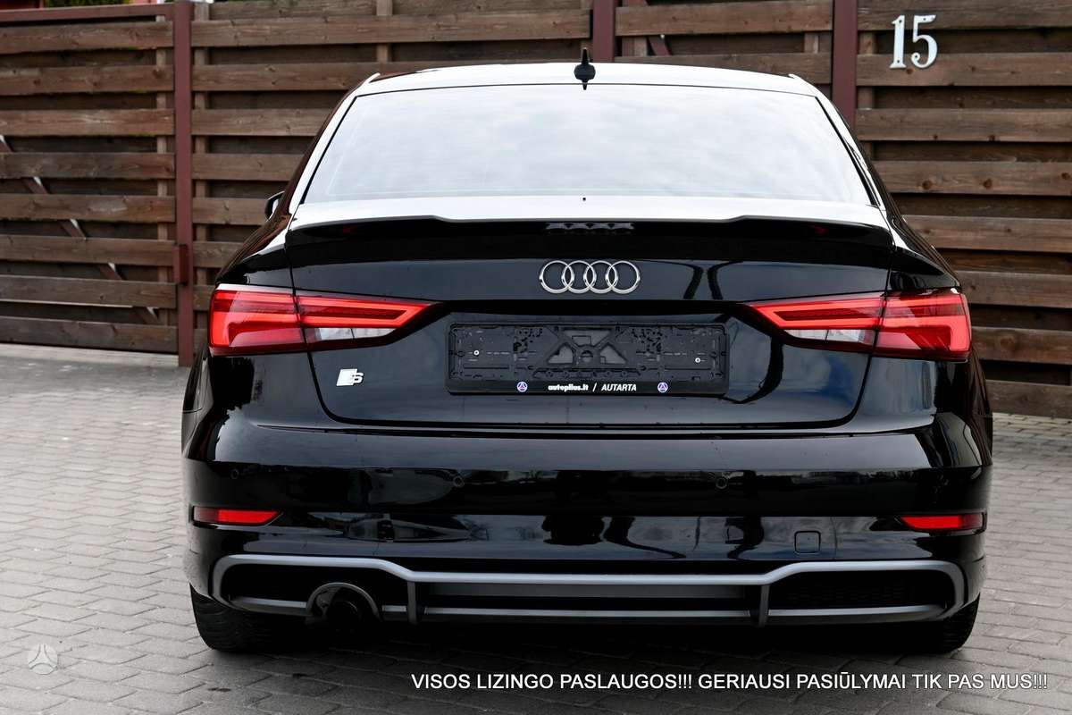Audi A3, 1.6 l., Седан