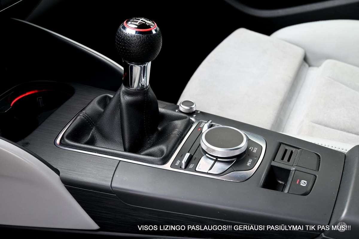 Audi A3, 1.6 l., Седан