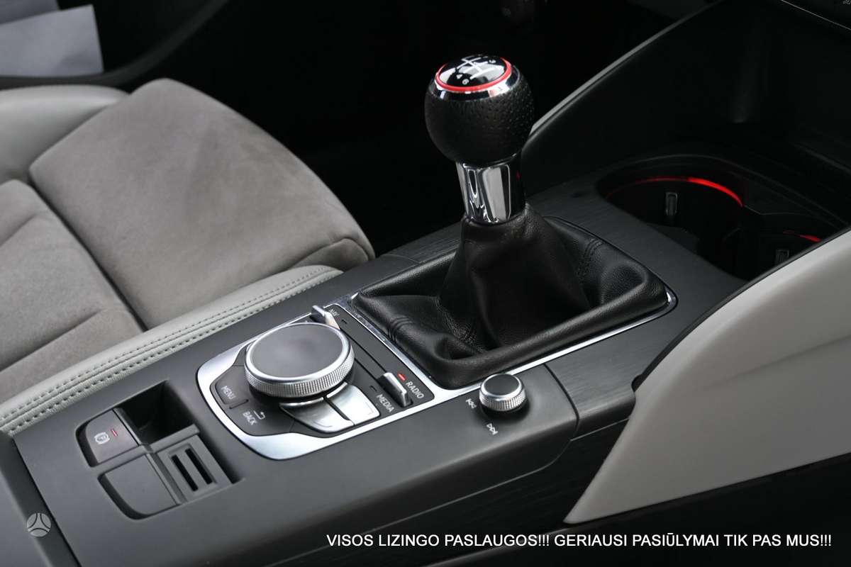 Audi A3, 1.6 l., Седан