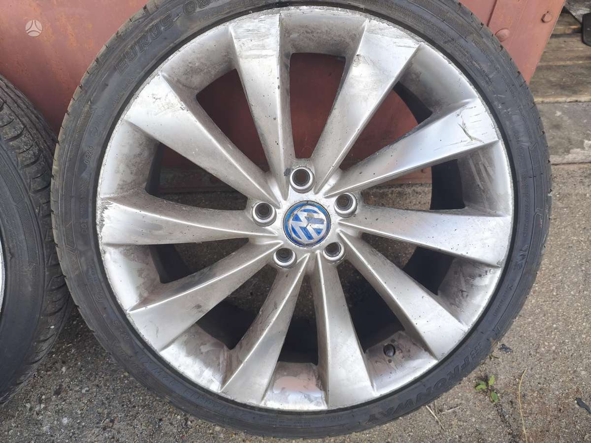 Volkswagen, light alloy, R18