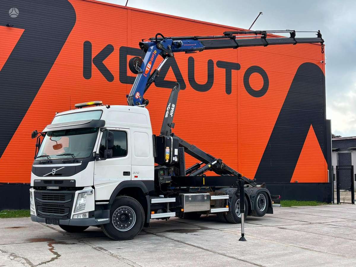 Volvo FM 370 6x2*4, crane trucks