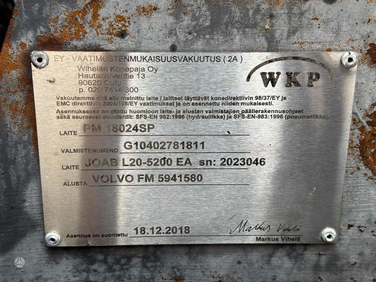 Volvo FM 370 6x2*4, с краном
