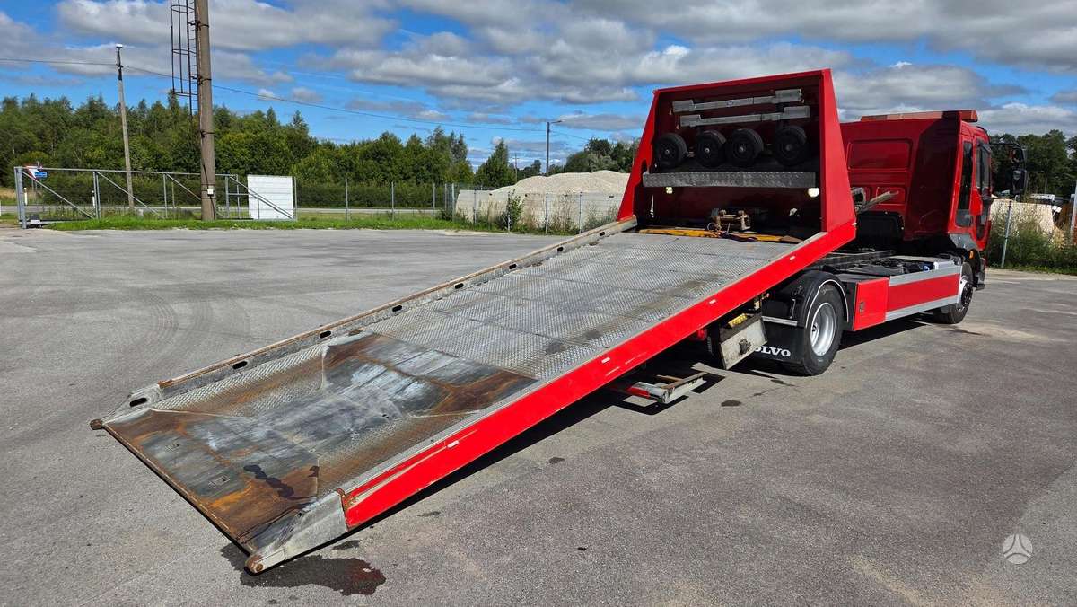 Volvo FL250 4X2, other