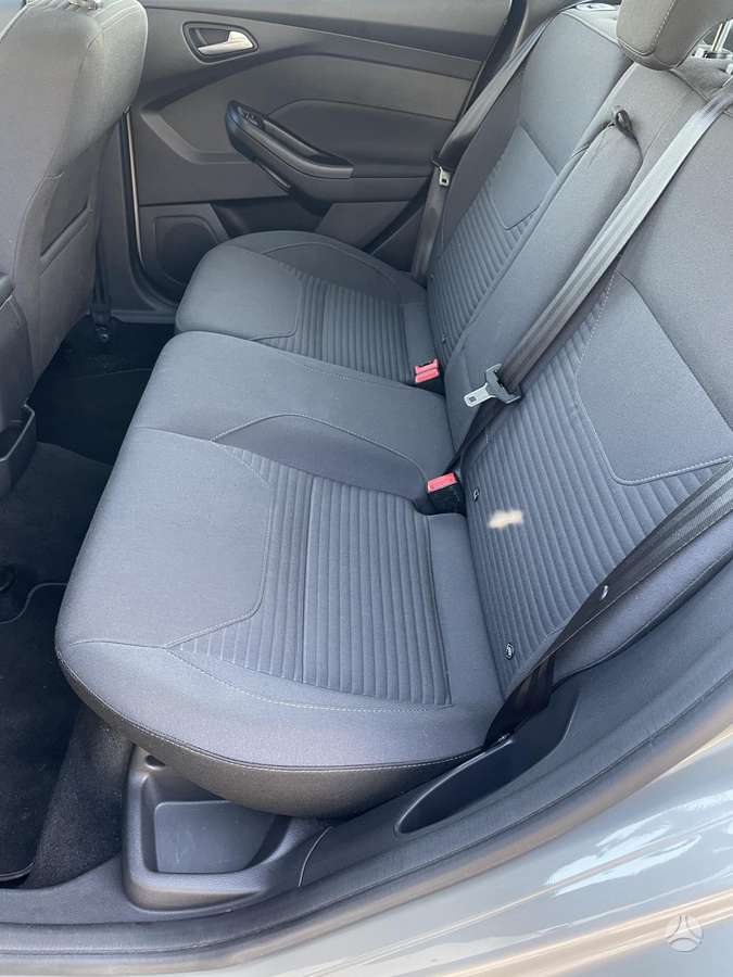 Ford Focus, 1.0 l., hatchback