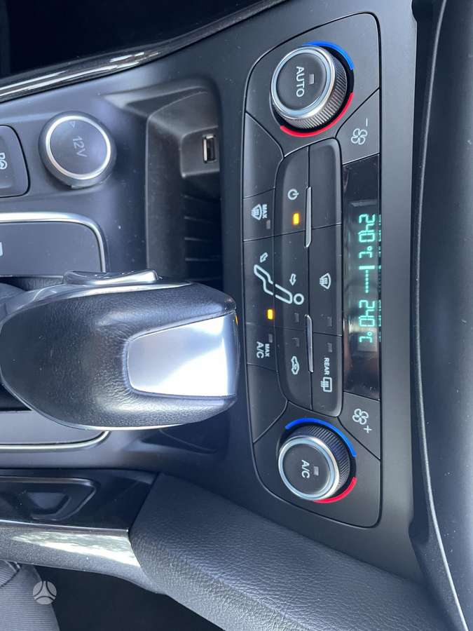 Ford Focus, 1.0 l., Хэтчбек