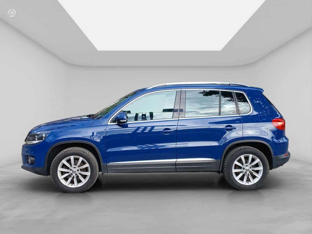 Volkswagen Tiguan - 2