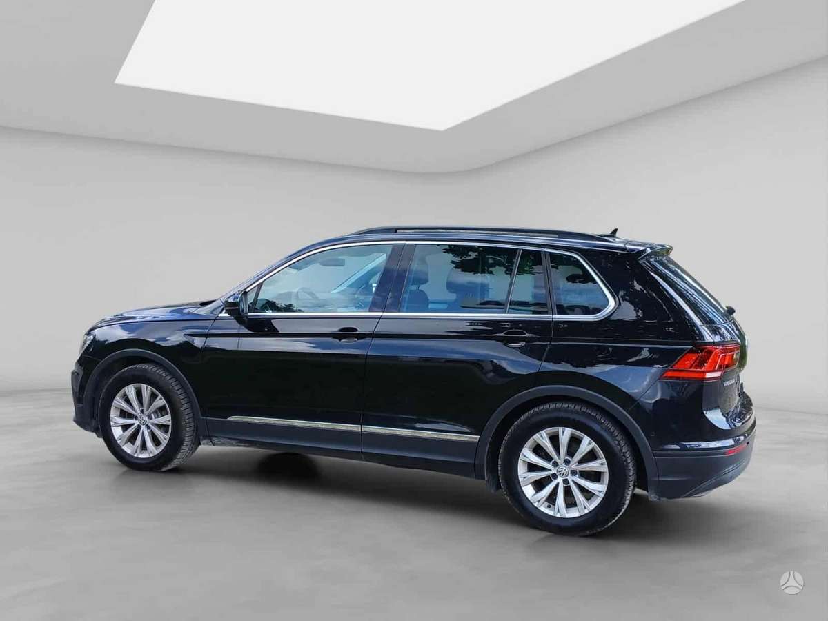 Volkswagen Tiguan - 3