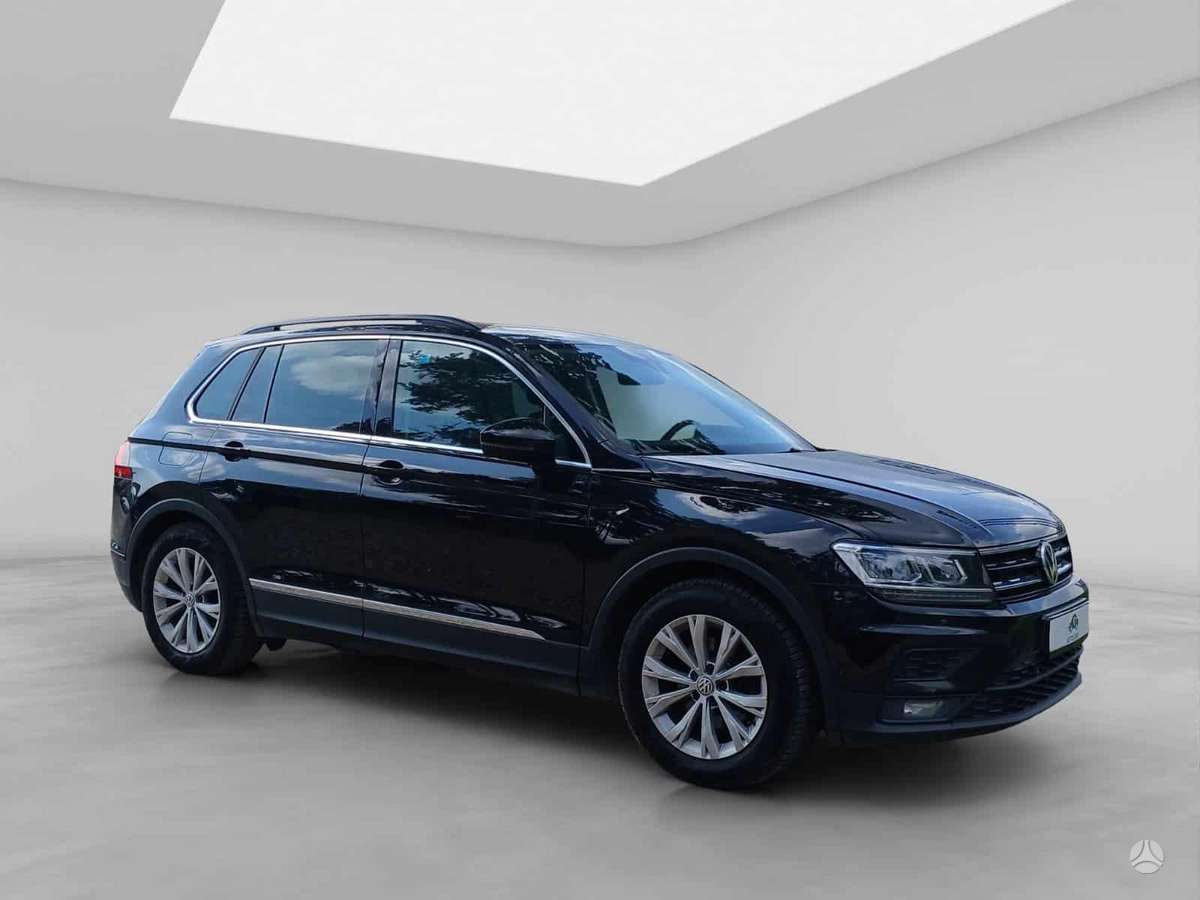 Volkswagen Tiguan - 4