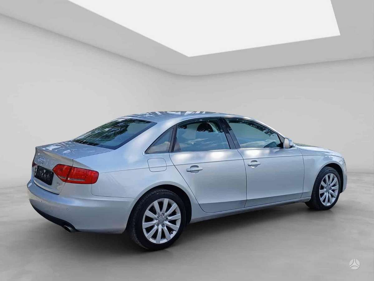 Audi A4, 3.0 l., Седан