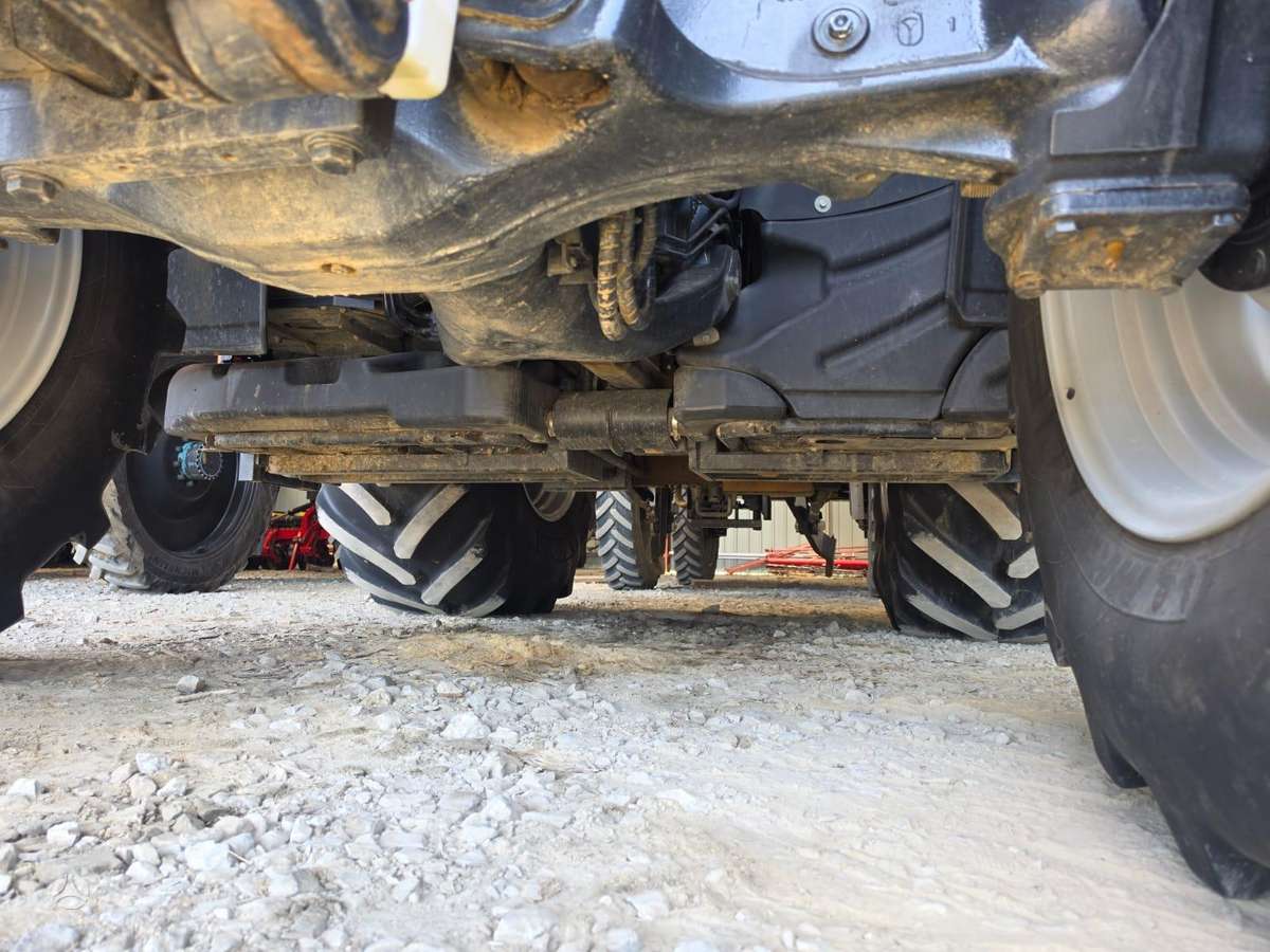 Case-IH Optum 300, traktori