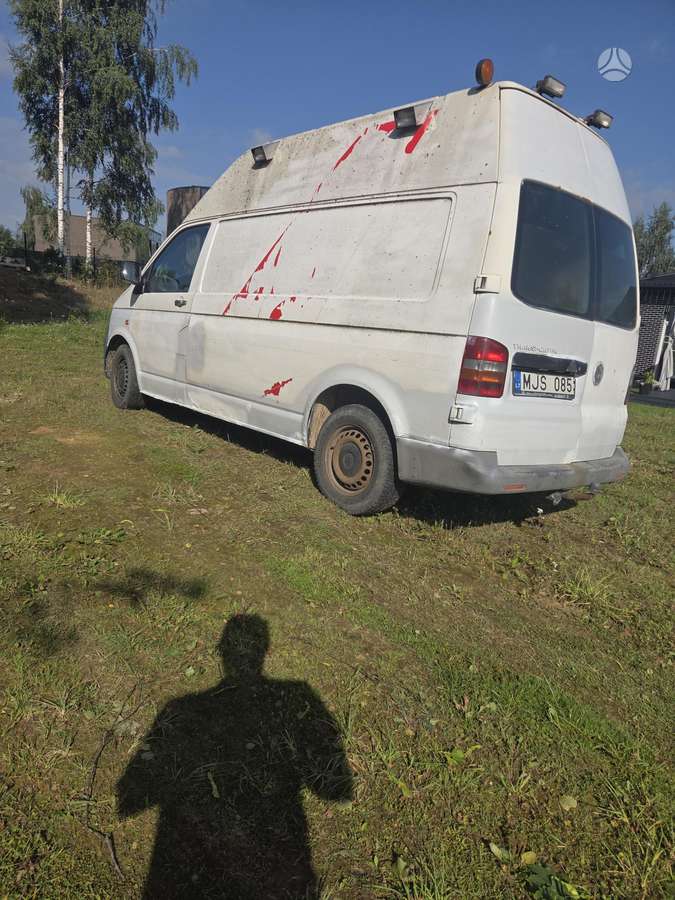 Volkswagen Transporter - 2