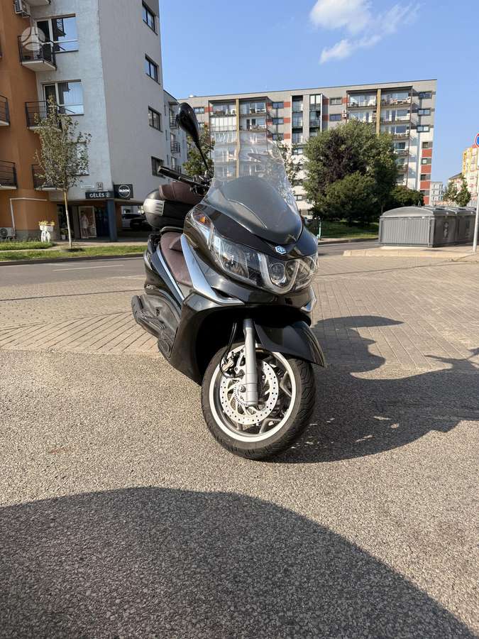 Piaggio X10 500cc, мотороллеры / мопеды