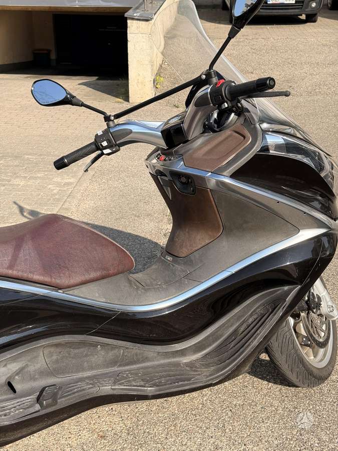 Piaggio X10 500cc, scooters / mopeds