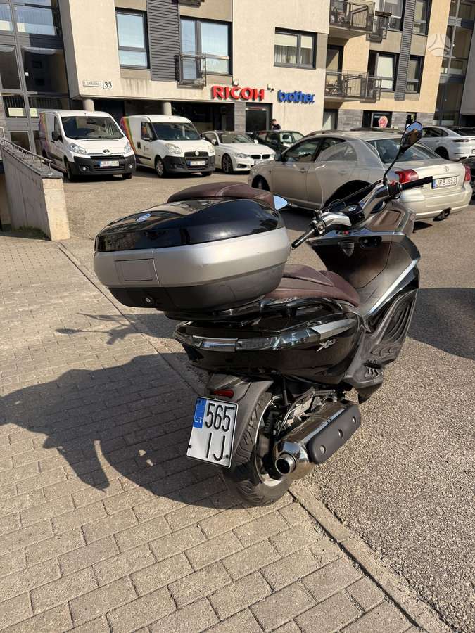 Piaggio X10 500cc, scooters / mopeds