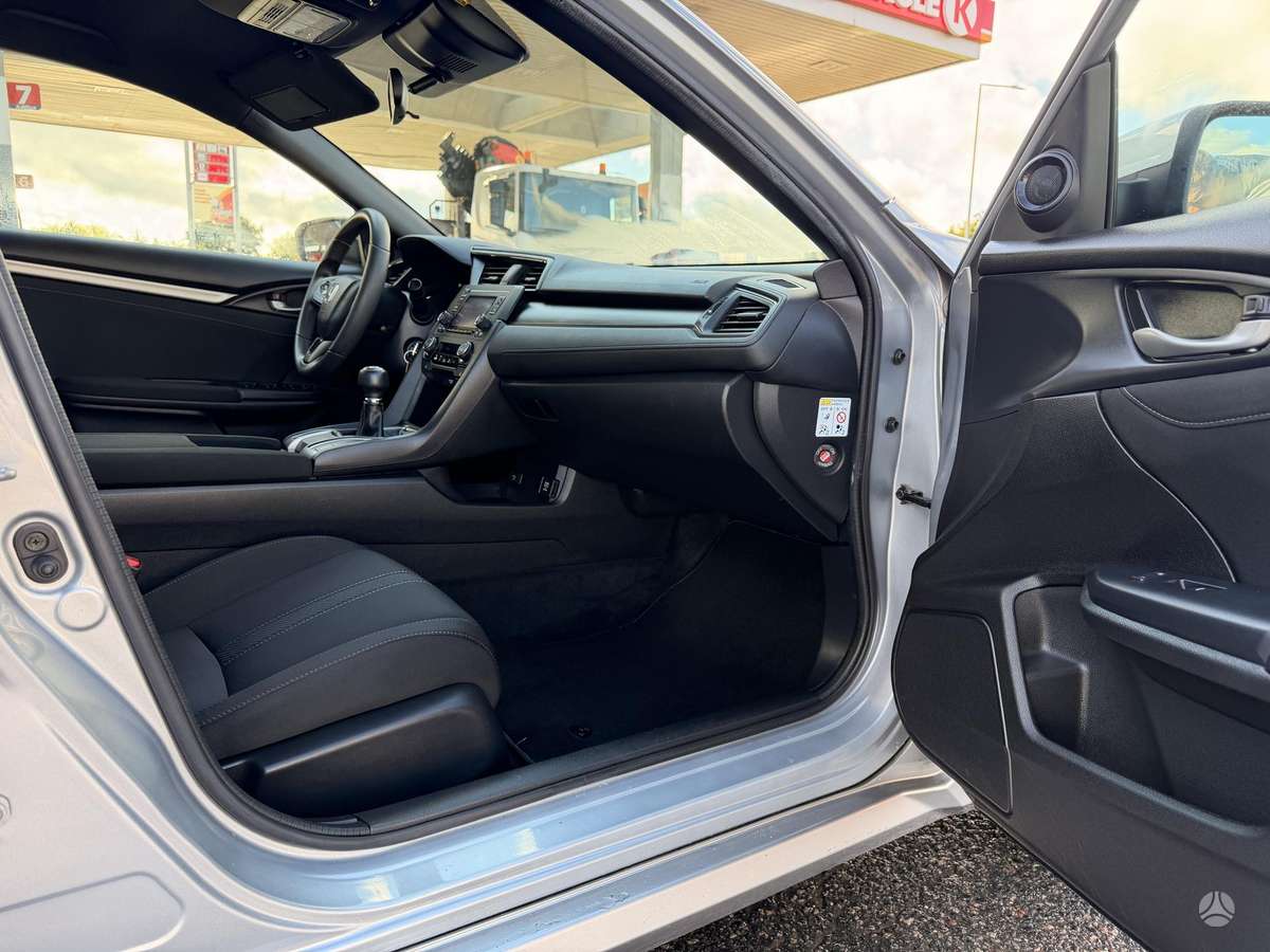 Honda Civic, 1.0 l., hatchback