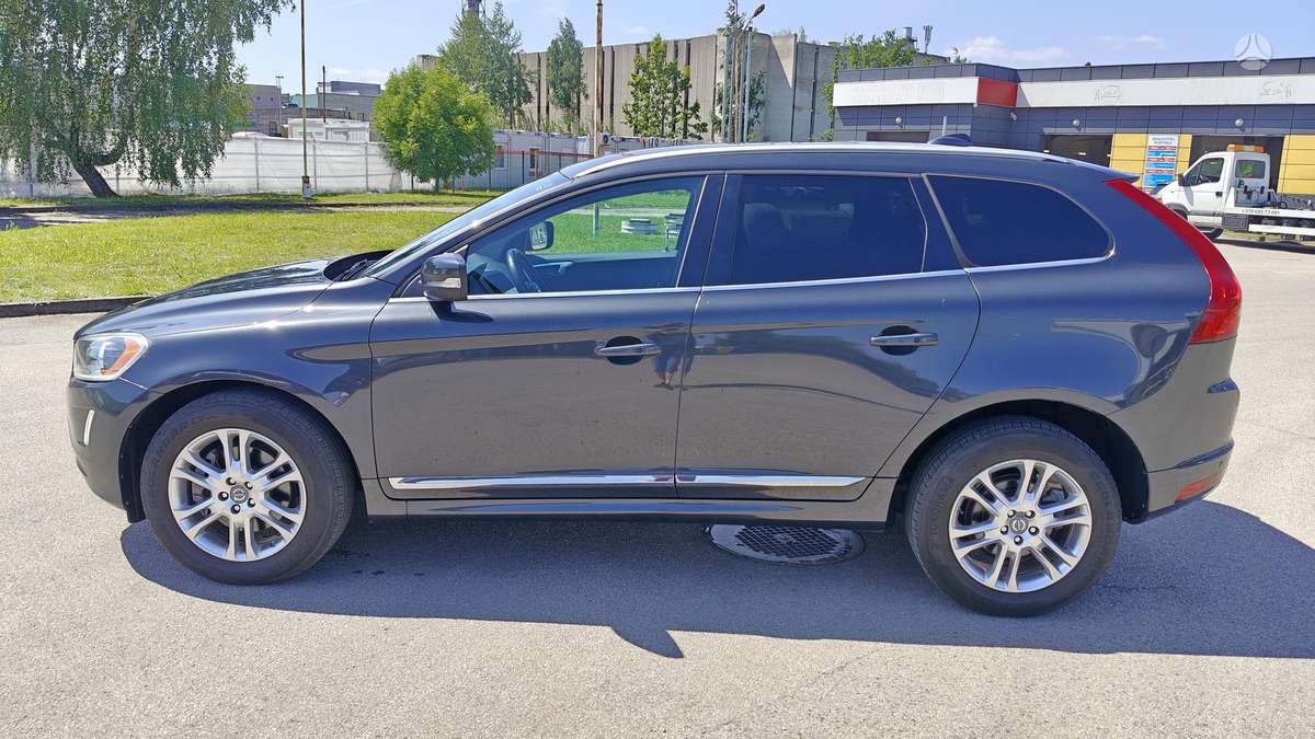 Volvo XC60 - 2