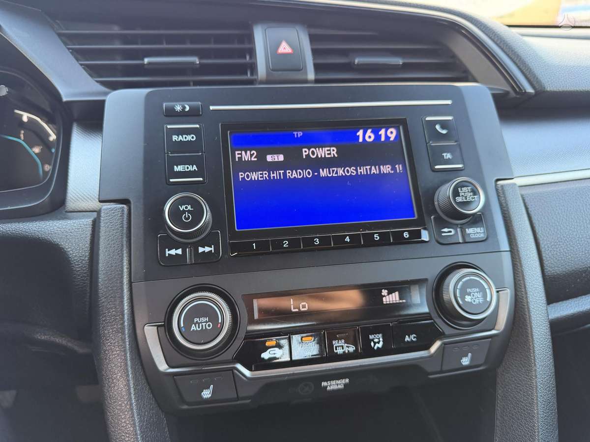 Honda Civic, 1.0 l., hatchback