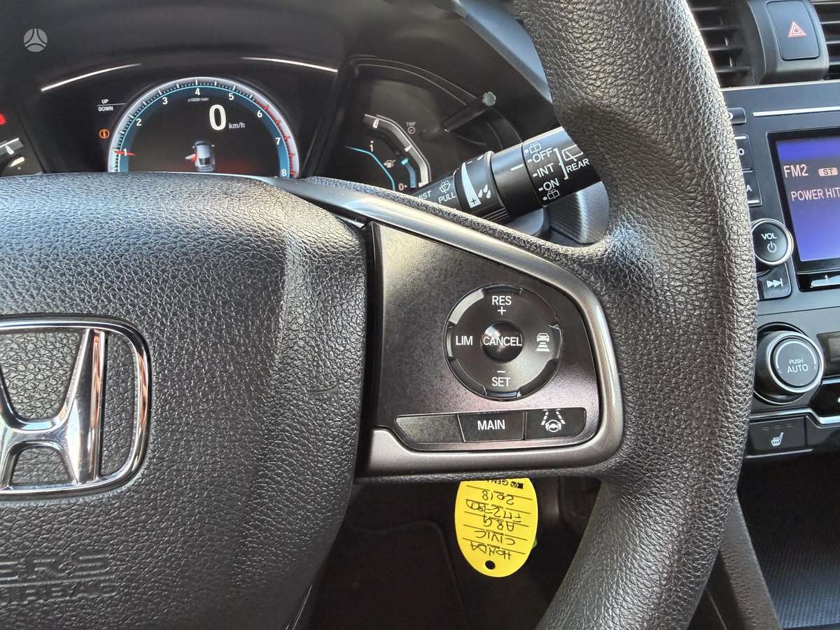 Honda Civic, 1.0 l., hatchback