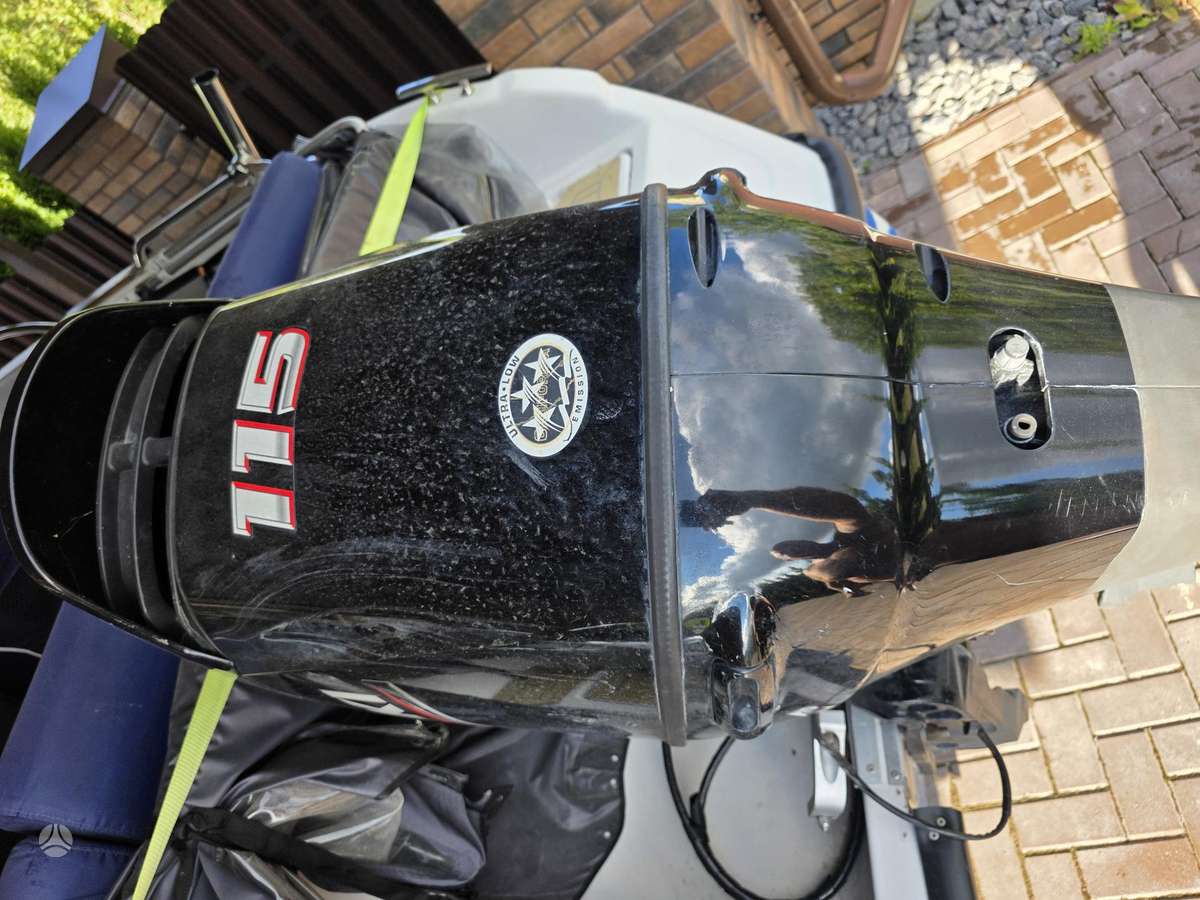 Suzuki Df115, four stroke outdoor motors