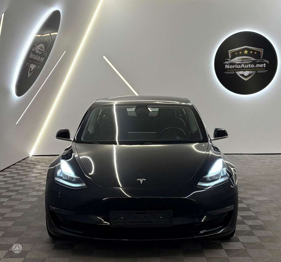 Tesla Model 3, 79 кВт·ч, Хэтчбек