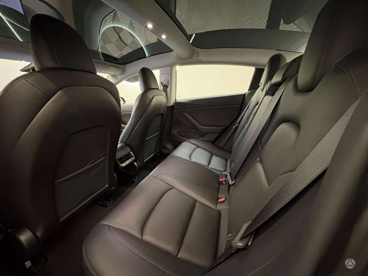 Tesla Model 3, 79 кВт·ч, Хэтчбек