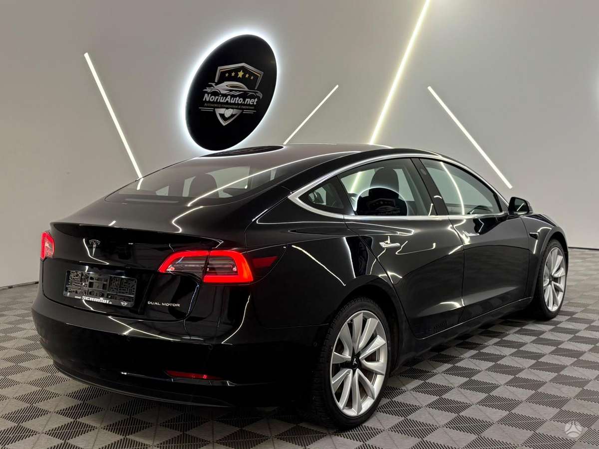 Tesla Model 3, 79 кВт·ч, Хэтчбек