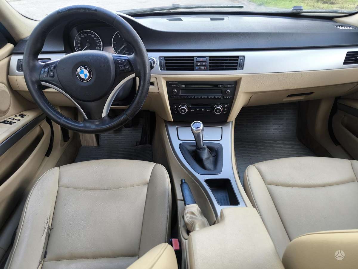 BMW 320, 2.0 l., wagon