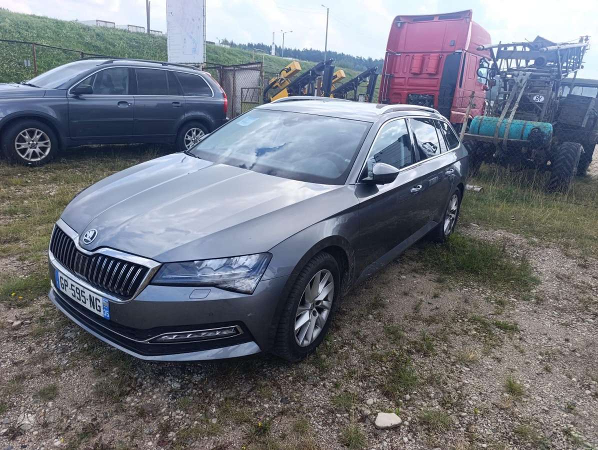 Skoda Superb, 1.5 l., Универсал