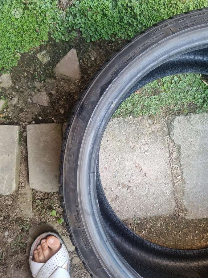 Imperial, всесезонные 225/35 R19