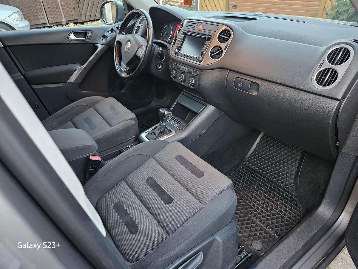 Volkswagen Tiguan - 5
