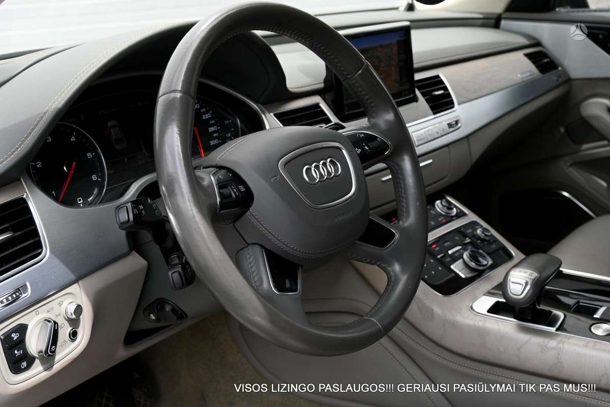 Audi A8, 3.0 l., Седан