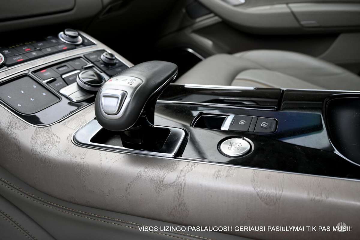 Audi A8, 3.0 l., Седан