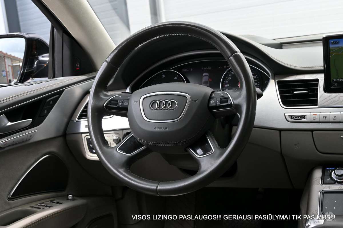 Audi A8, 3.0 l., Седан