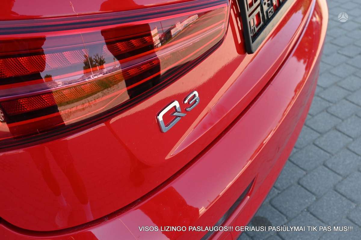Audi Q3, 2.0 l., Внедорожник / Кроссовер