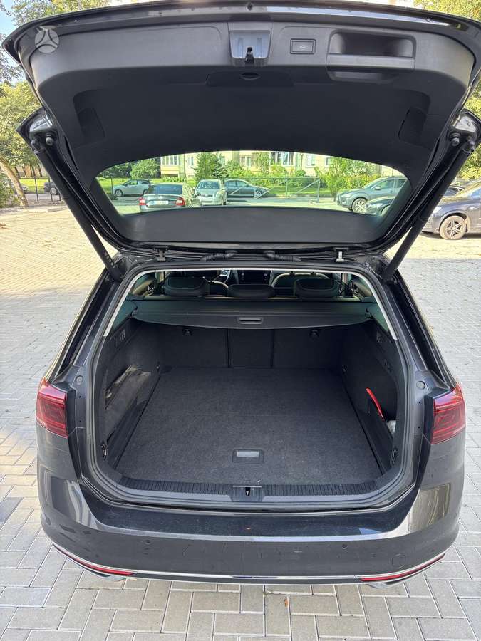 Volkswagen Passat, 2.0 l., universalas