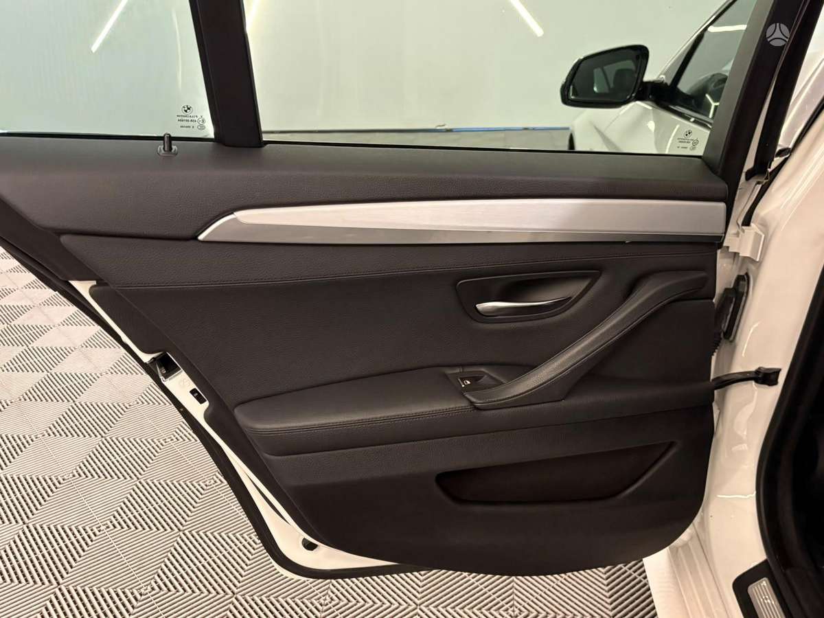 BMW 525, 2.0 l., universalas