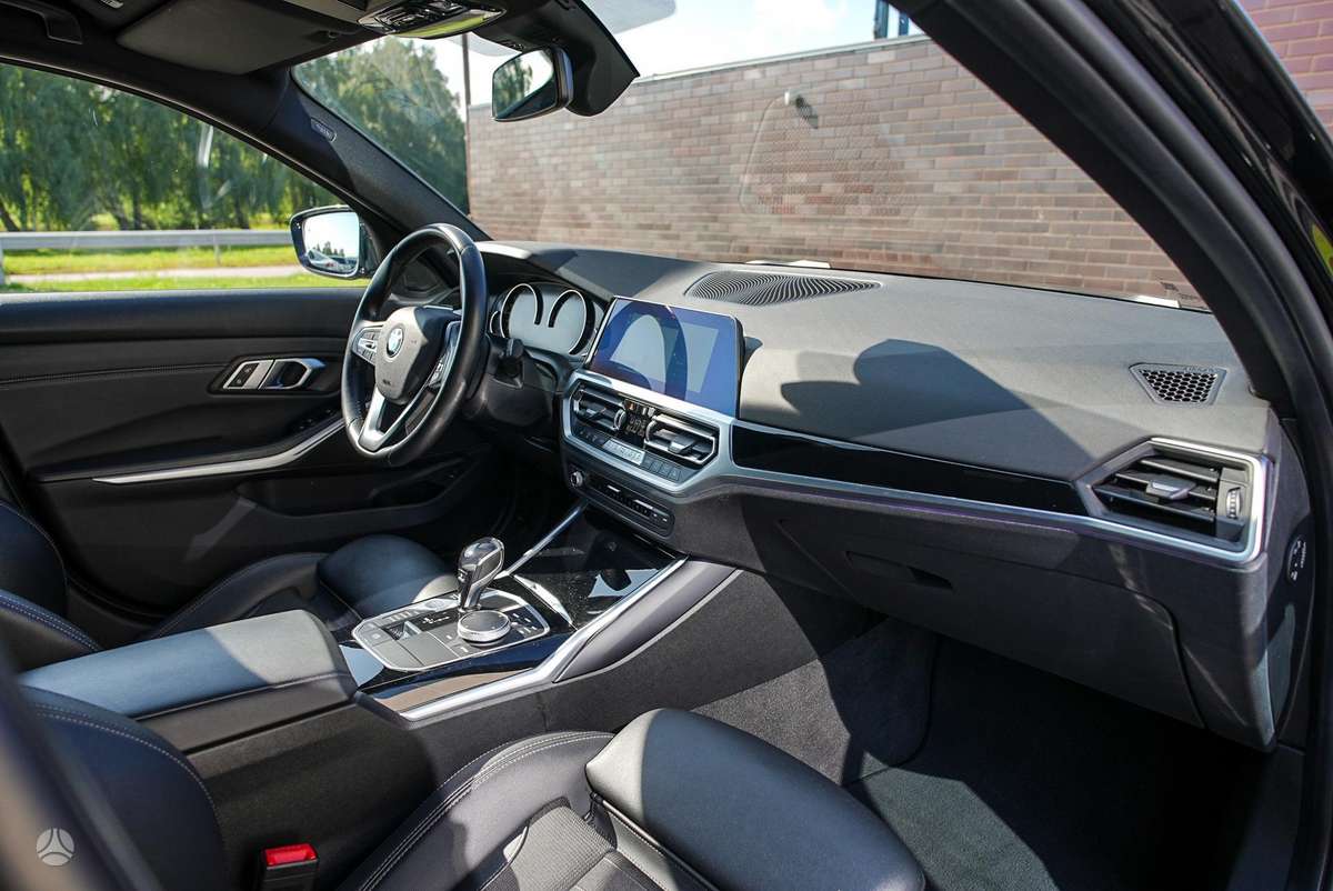 BMW 320, 2.0 l., wagon