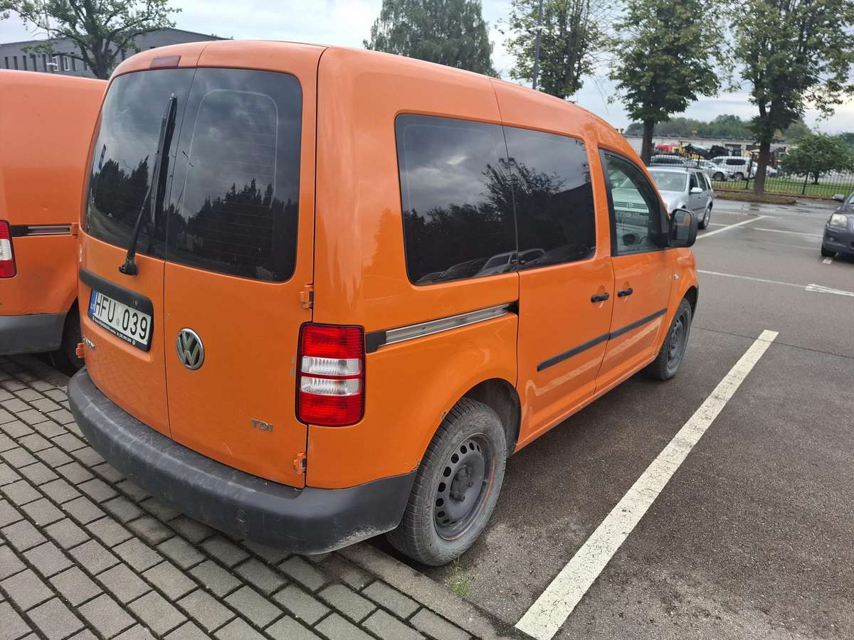 Volkswagen Caddy - 4