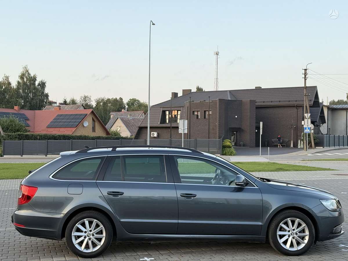 Skoda Superb, 1.6 l., Универсал