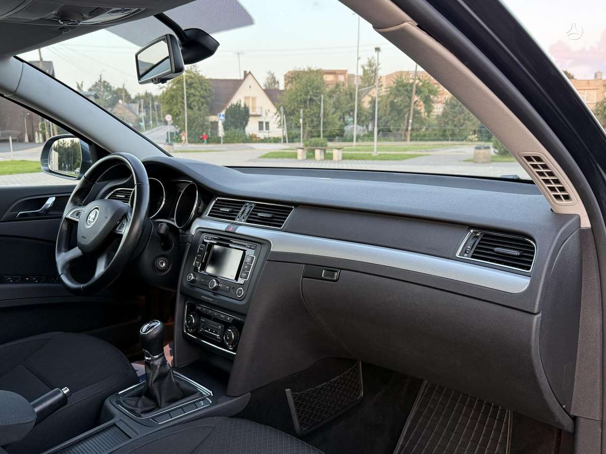 Skoda Superb, 1.6 l., Универсал
