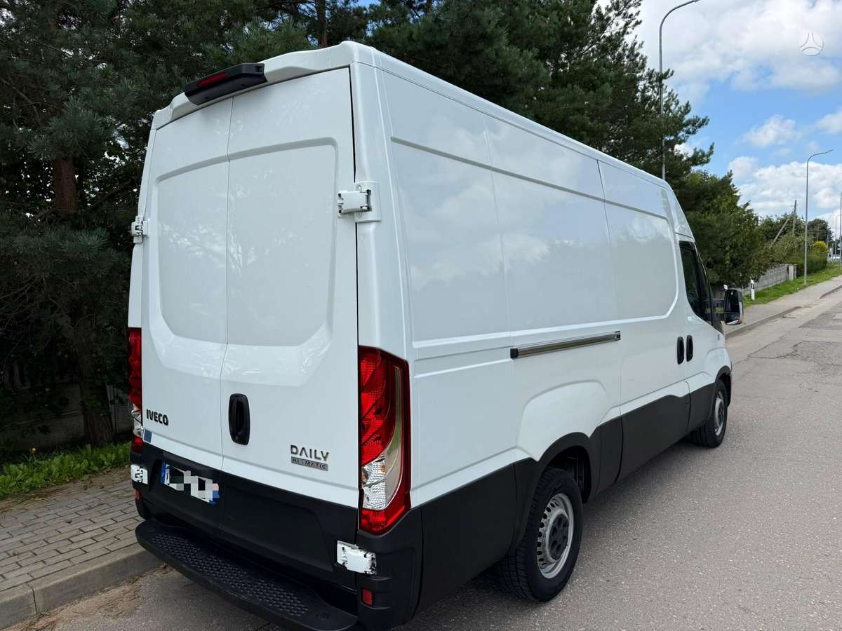 Iveco Daily, 2.3 l., cargo van