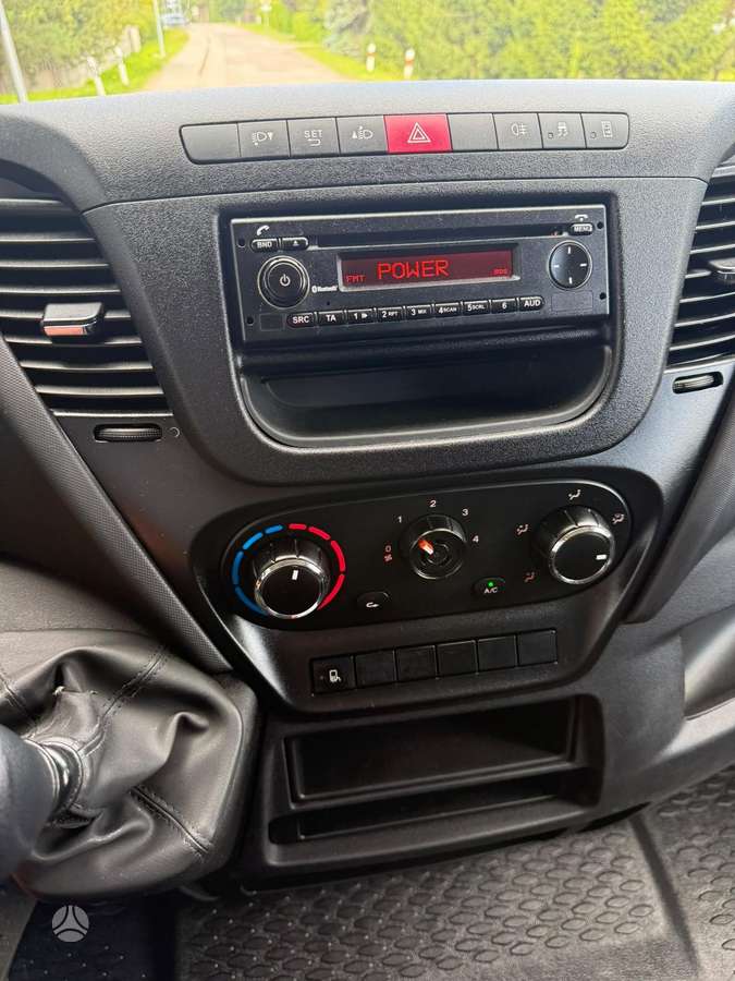 Iveco Daily, 2.3 l., cargo van
