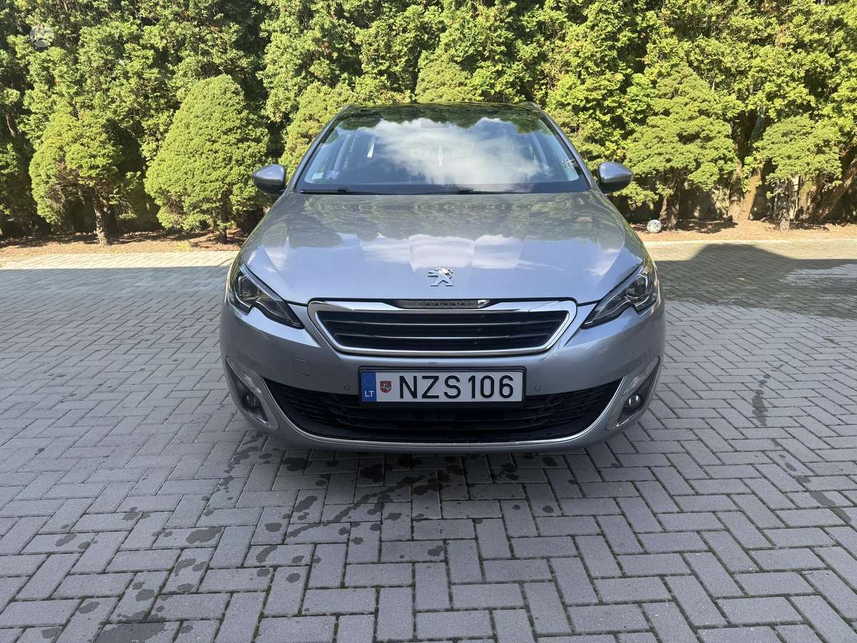 Peugeot 308, 1.2 l., Универсал