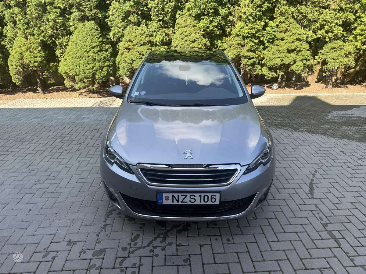 Peugeot 308, 1.2 l., Универсал