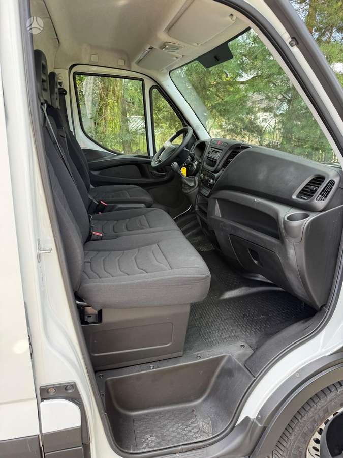 Iveco Daily, 2.3 l., cargo van