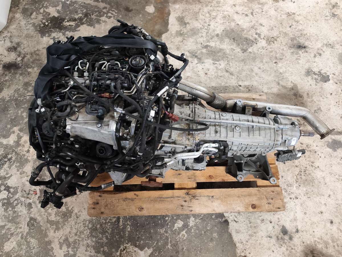 Audi Q5, Det