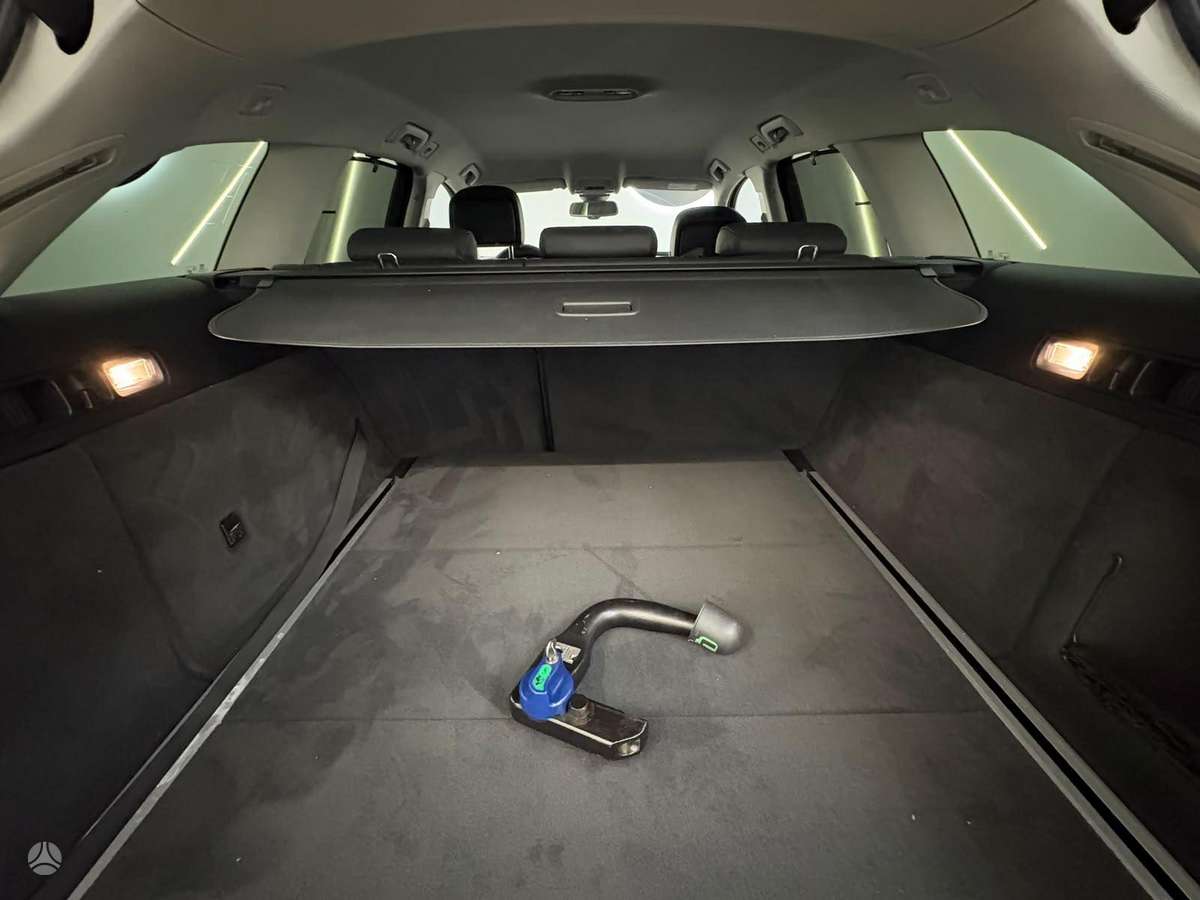 Audi A6 allroad, 3.0 l., Универсал