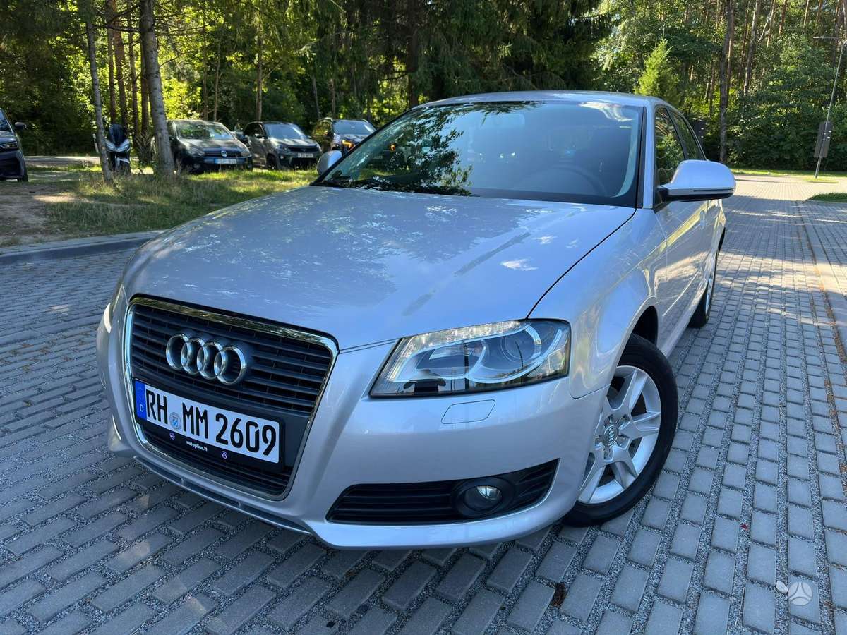 Audi A3, 1.6 l., Хэтчбек