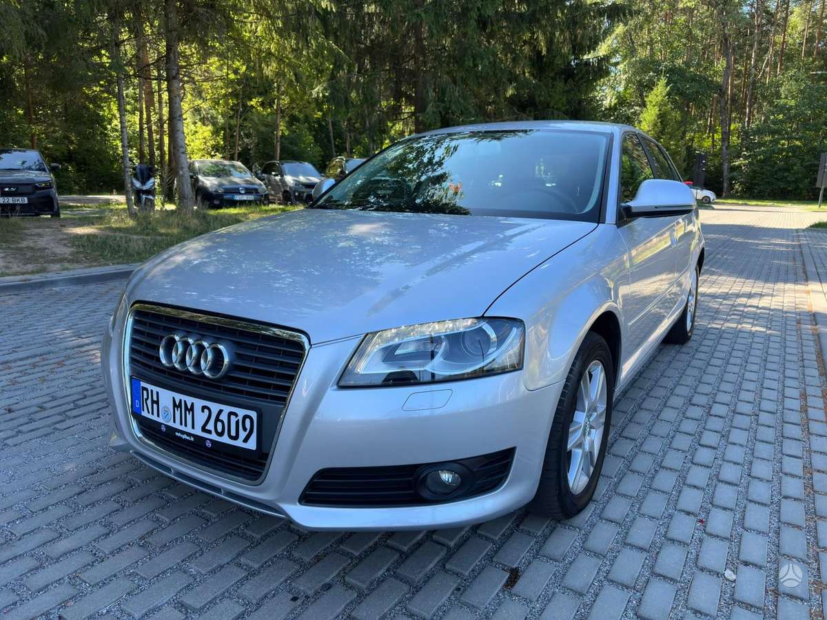 Audi A3, 1.6 l., Хэтчбек